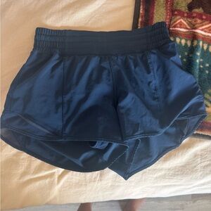Lululemon Hotty Hot Shorts High Rise Lined in Navy